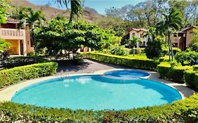 Condominio Villa Hermosa
